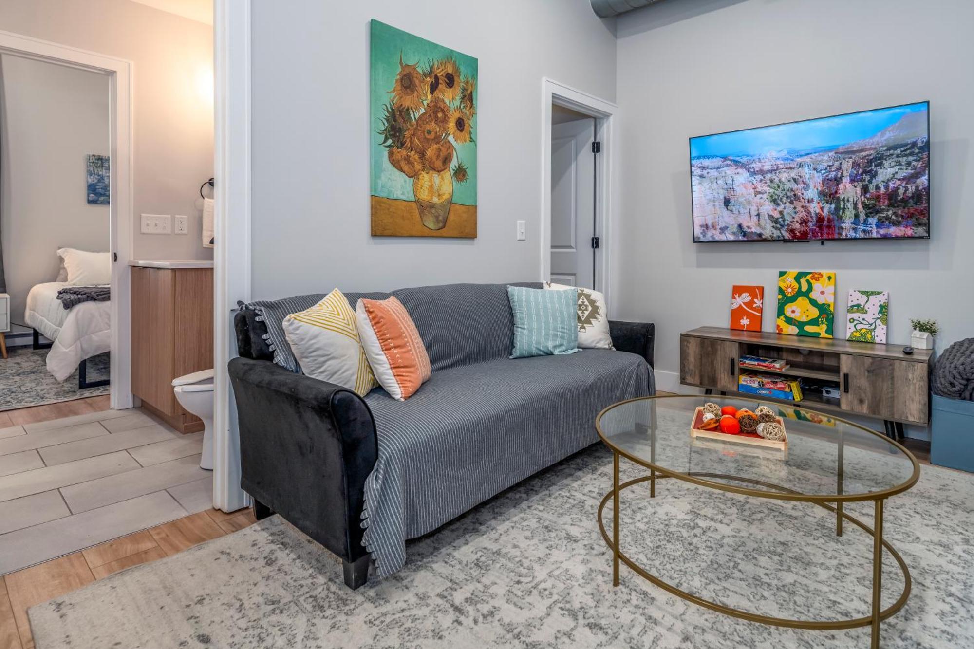 Prime Otr, 3 Lux Queen Beds, Two 55In Tvs, Steps To Tql, Findlay Market, Light Rail, Fast Wifi Cincinnati Exterior foto